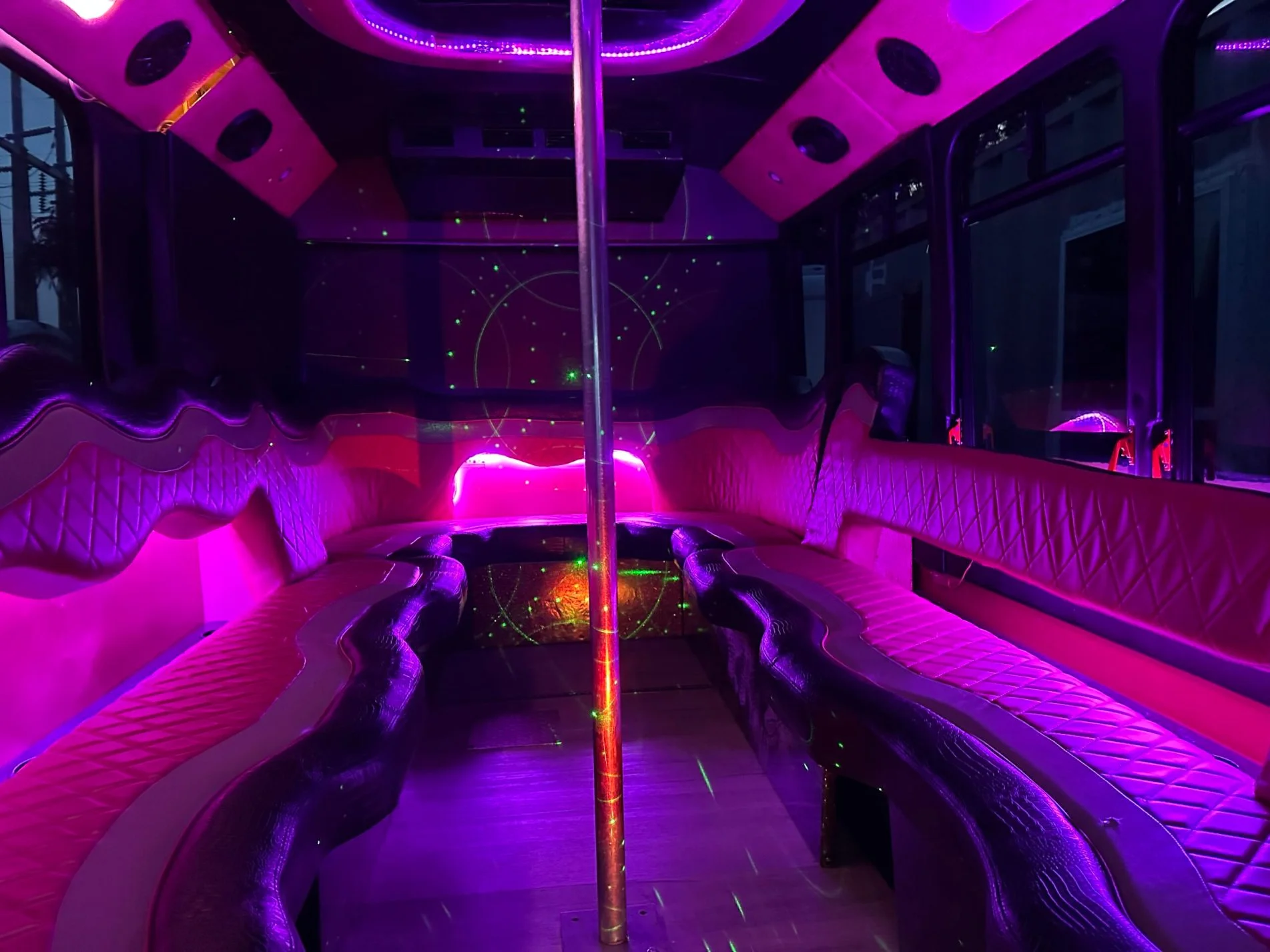 Starlight party bus group photo